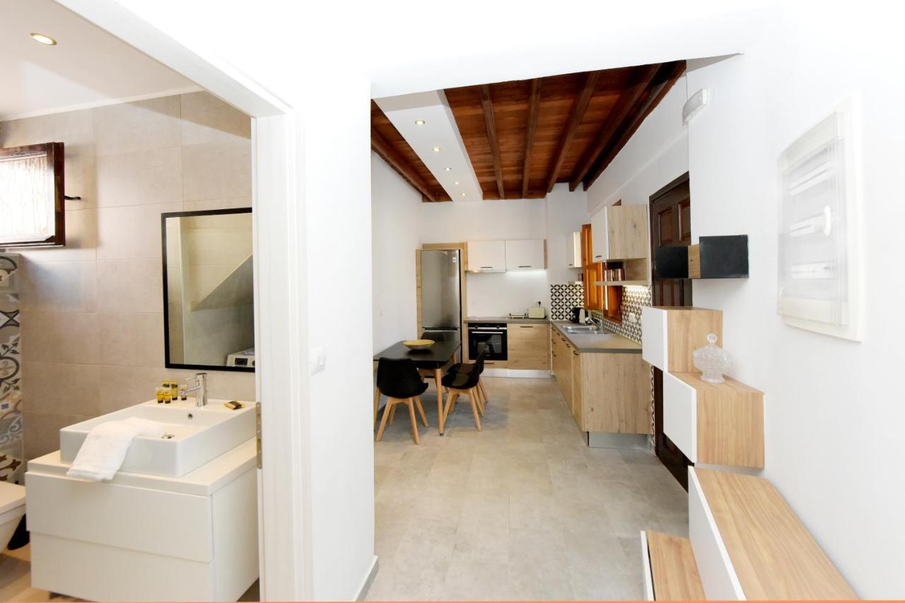 Pera Houses 2-Bedroom In The Center Of Lindos Exterior foto